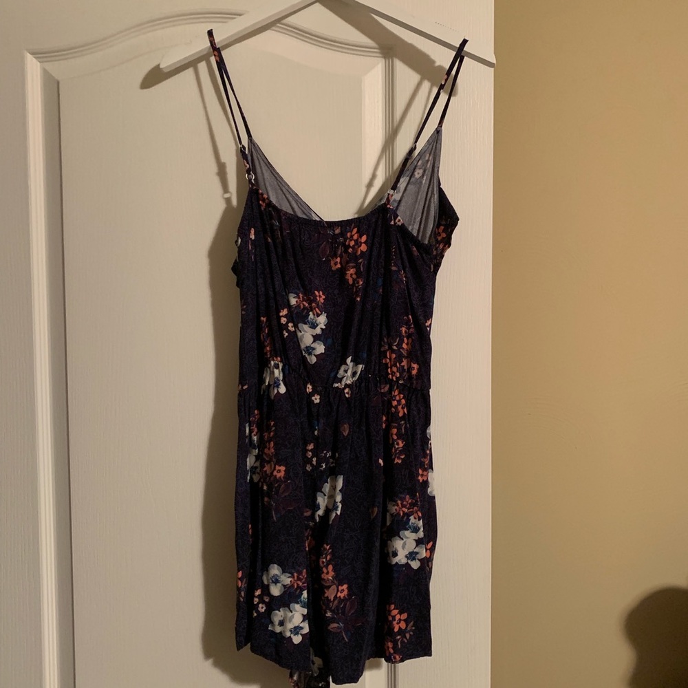 romper - Picture 2 of 2